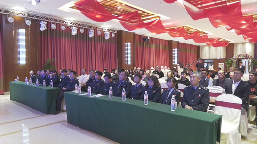 03、200余人聆听两会精神传达.jpg